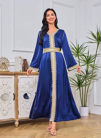 عباية نسائية جديدة لصيف 2023